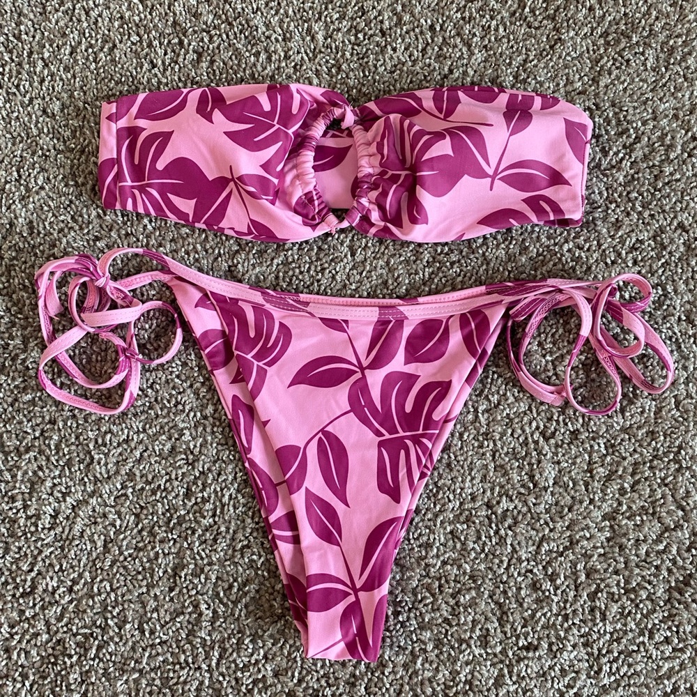 3 bikini sets